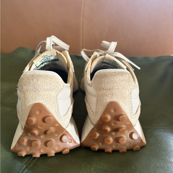 New Balance Beige and Green Women's Sneakers - Picture 3 of 7